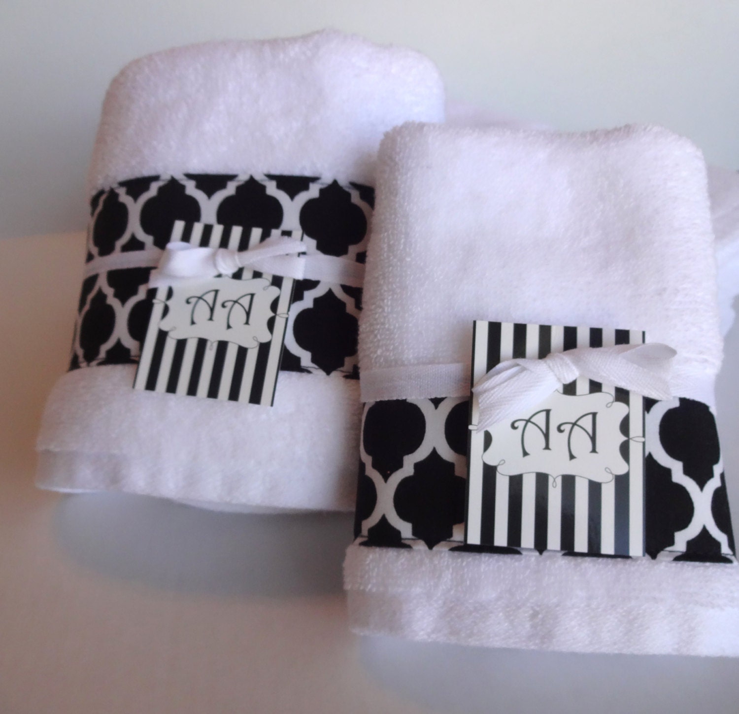 Black Hand and Bath Towels, Hand Towels, Custom Towels, Black, Black  Lattice, Black Bathroom, Black Towel, Quatrefoil Towel 