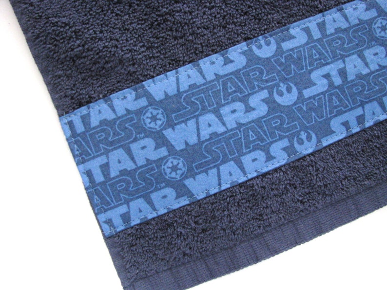 AugustAve Star Wars Bath Towel - Thumbnail 3