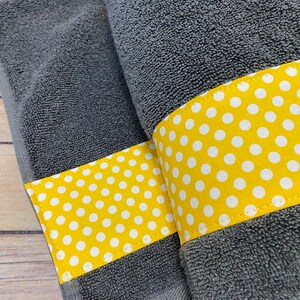 Yellow and Grey Bath Towels, yellow and grey, yellow and gray, yellow bathroom, grey bathroom, decorated towels, august ave, hand towel, image 6