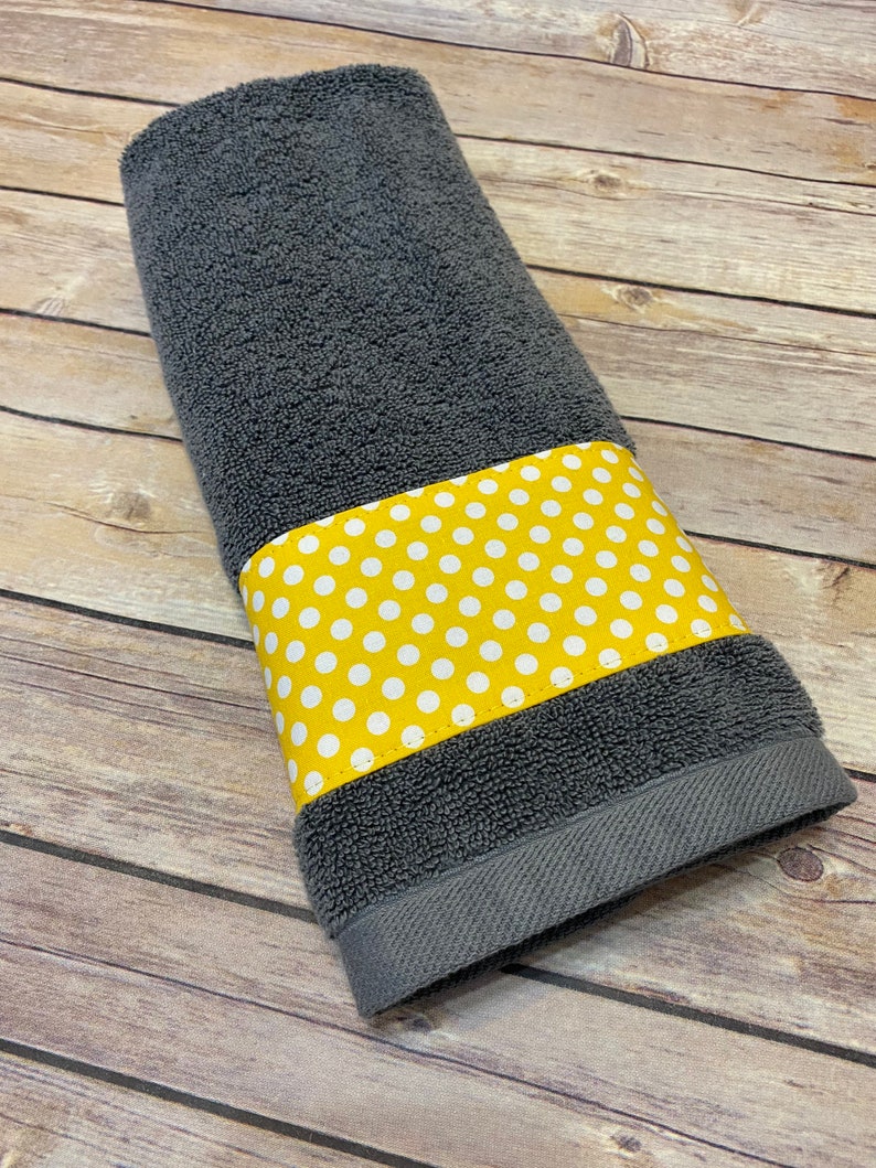 Yellow and Grey Bath Towels, yellow and grey, yellow and gray, yellow bathroom, grey bathroom, decorated towels, august ave, hand towel, image 5