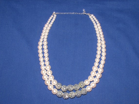 Collier Double Rang Perles Fantaisie Vintage - Bijou Occasion Style Rétro - Thème Perles