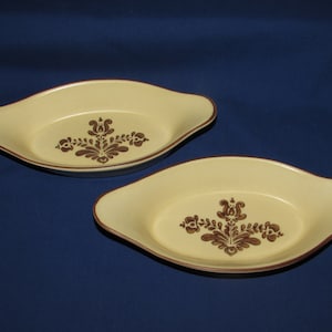 Pfaltzgraff VILLAGE AU GRATIN Dishes Vintage 1960s Set of 2