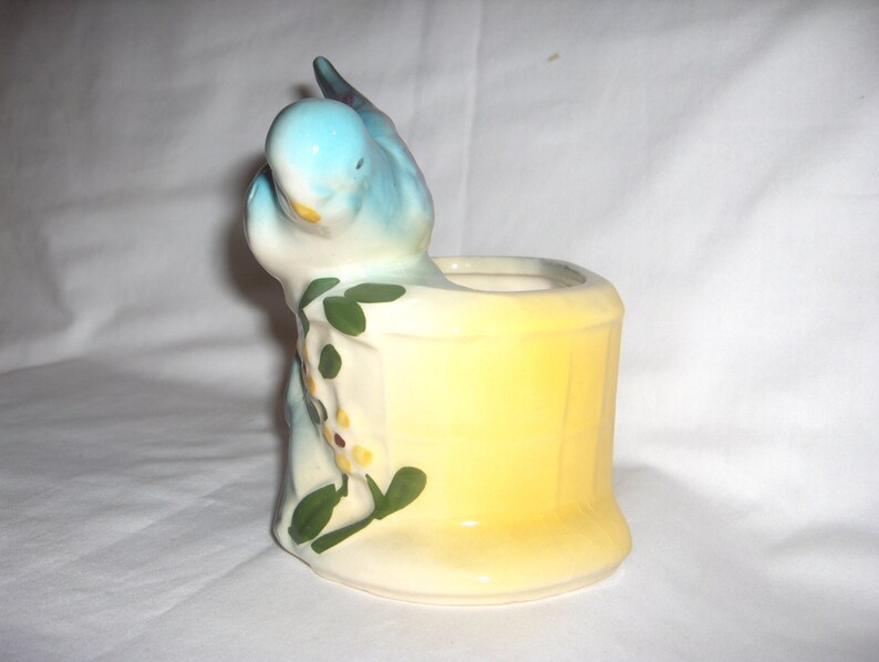 BLUEBIRD PLANTER on Yellow Basket Plants Windowsill Free Shipping