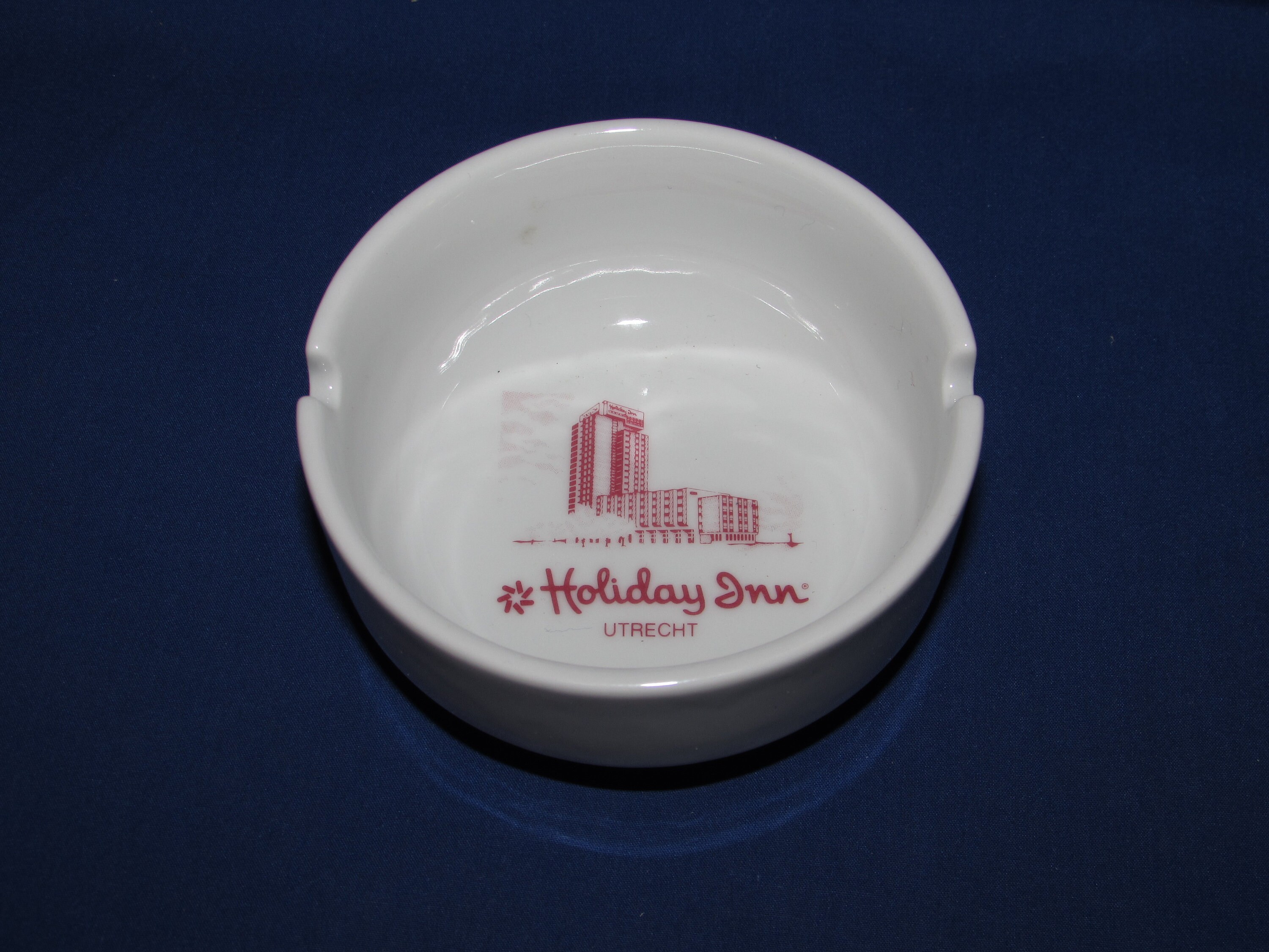 HOLIDAY INN ASHTRAY 1970s Utrecht Netherlands Vintage Souvenir