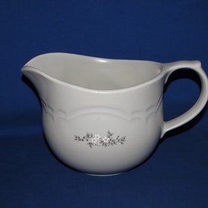 PFALTZGRAFF HEIRLOOM Milk Pitcher 1984 Vintage Kitchen Free Shipping