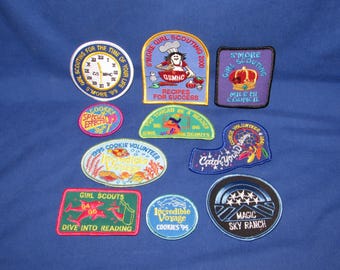 GIRL SCOUT PATCHES 1990s Set of 10 Free Shipping