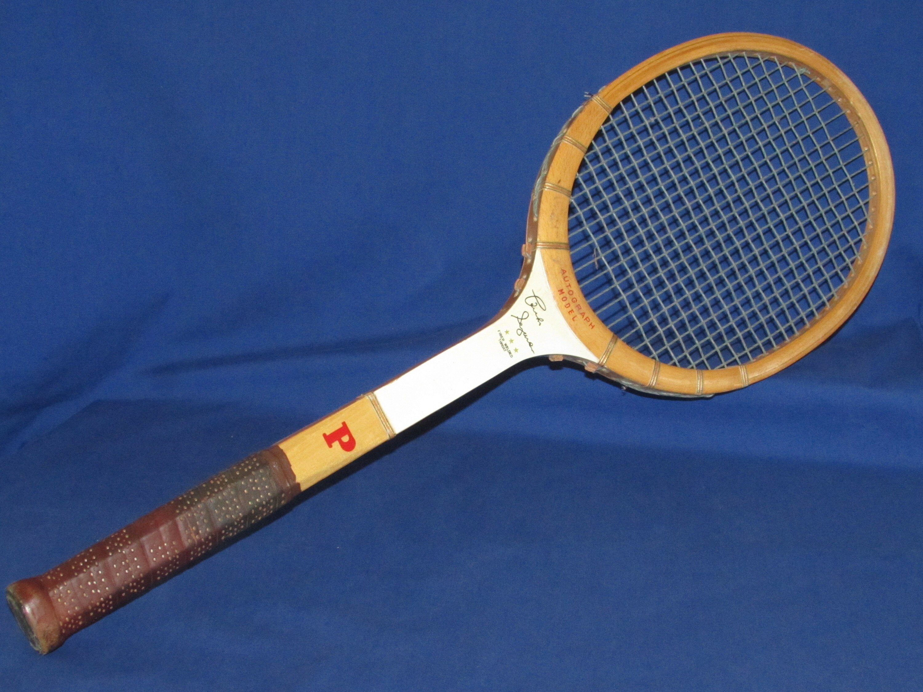 Raquette De Tennis Vintage Pancho Segura Super Tournament - Modèle En Bois - Occasion Bon état