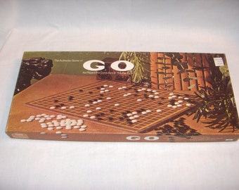 The Authentic Game of GO Played for Centuries in the Far East LOWE 1974