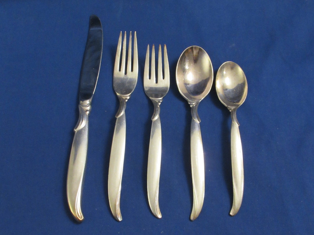 【ROGERS BROS】 FLAIR ディナーセット 4名用20本 ROGERS BROS】 FLAIR ディナーセット 4名用20本 - メルカリ