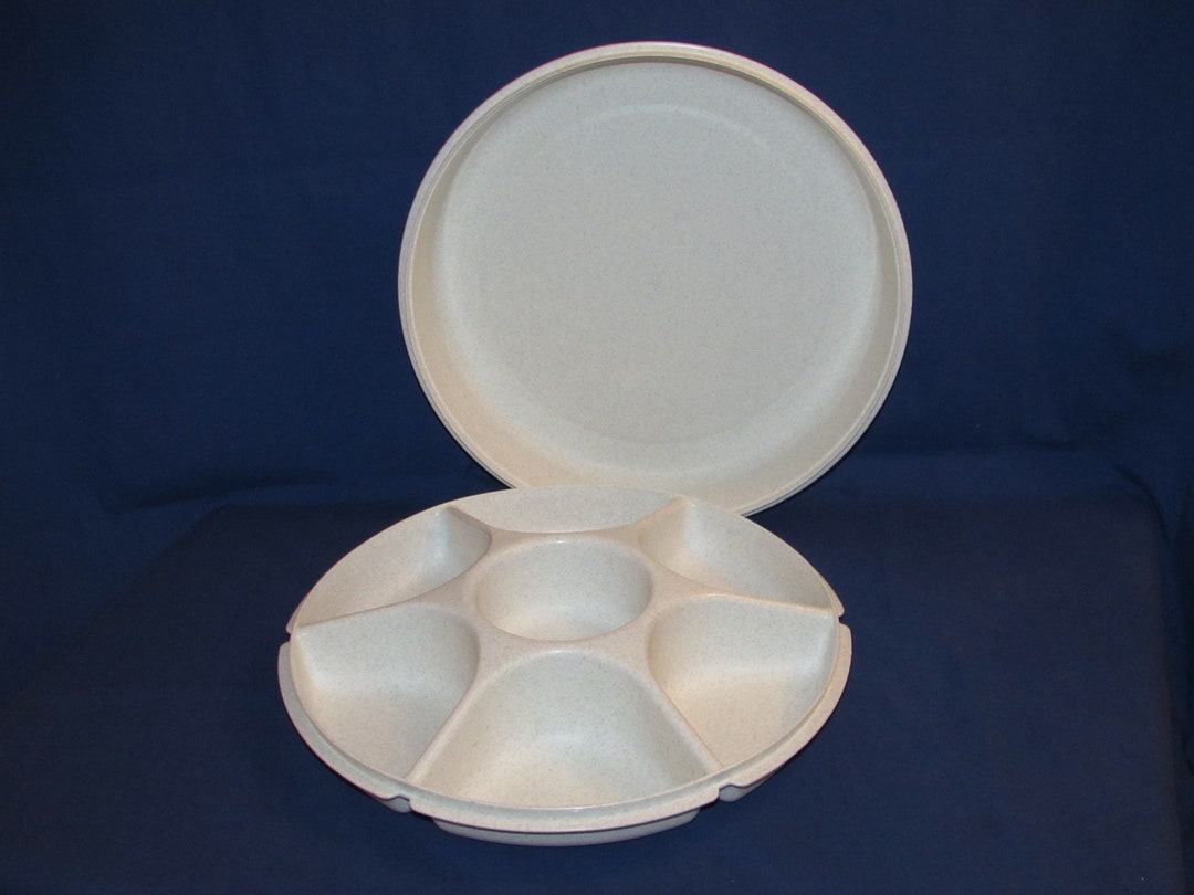 TUPPERWARE PARTY TRAY Relish Tray Vintage Food Storage 1665-1 1666-1