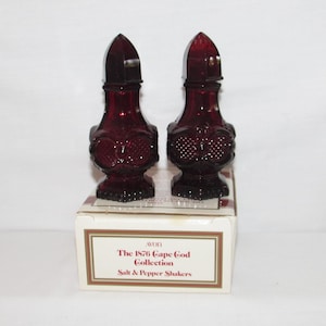 AVON 1876 CAPE COD Collection Ruby Red Salt and Pepper