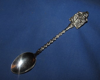 SOUVENIR SPOON Mounted Police 1970s Free Shipping