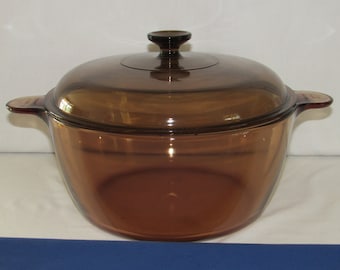 VISIONS STOCKPOT 4.5 Liter with Lid Amber Glass