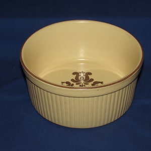 Pfaltzgraff VILLAGE SOUFFLE CASSEROLE Dish #406 Vintage 1960s