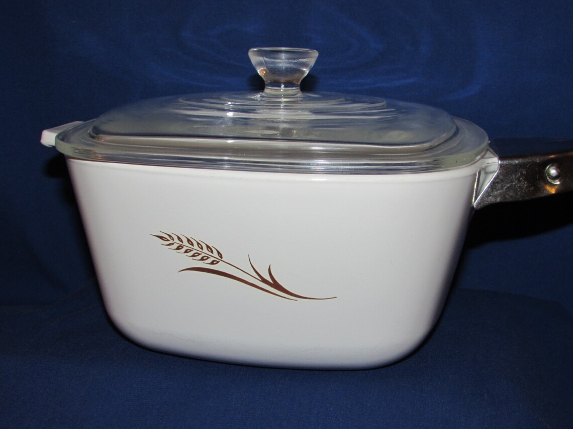 Corning Ware Wheat Pattern CASSEROLE DISH with Lid W1 3/4B Etsy