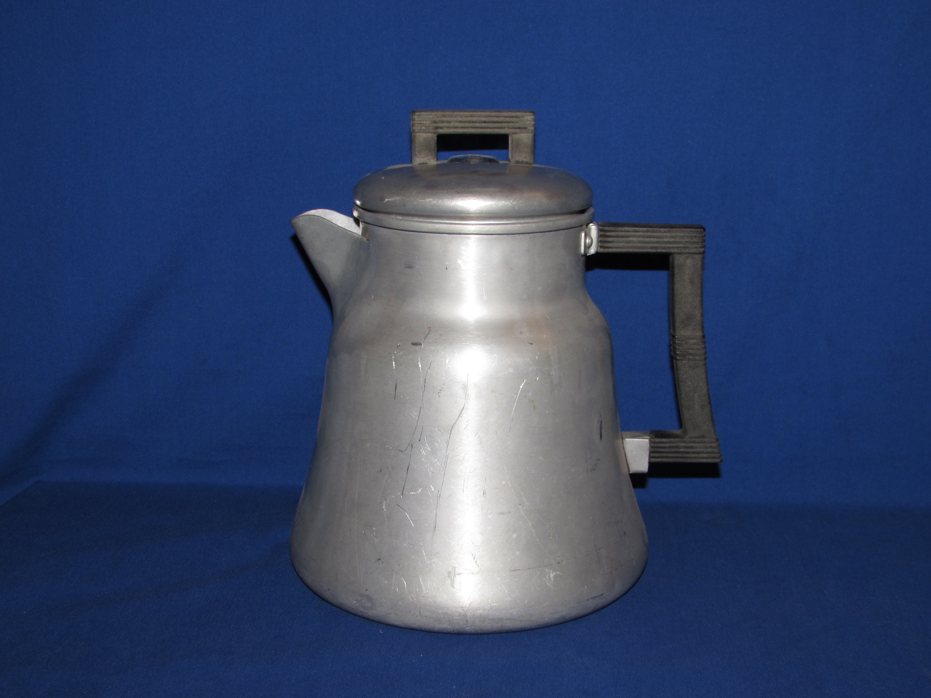 antique aluminum coffee pot – 86 Vintage