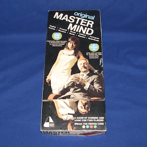 MASTERMIND GAME ORIGINAL Invicta Break the Hidden Code 1972 Master Mind Vintage