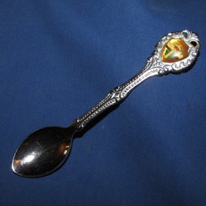 SOUVENIR SPOON Canada Calgary Tower 1970s Free Shipping