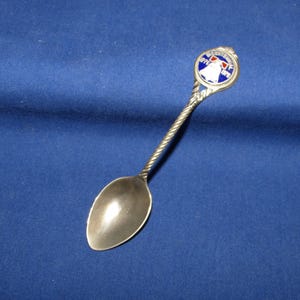 SOUVENIR SPOON USA Bicentennial Spoon Liberty Bell 1976 Free Shipping