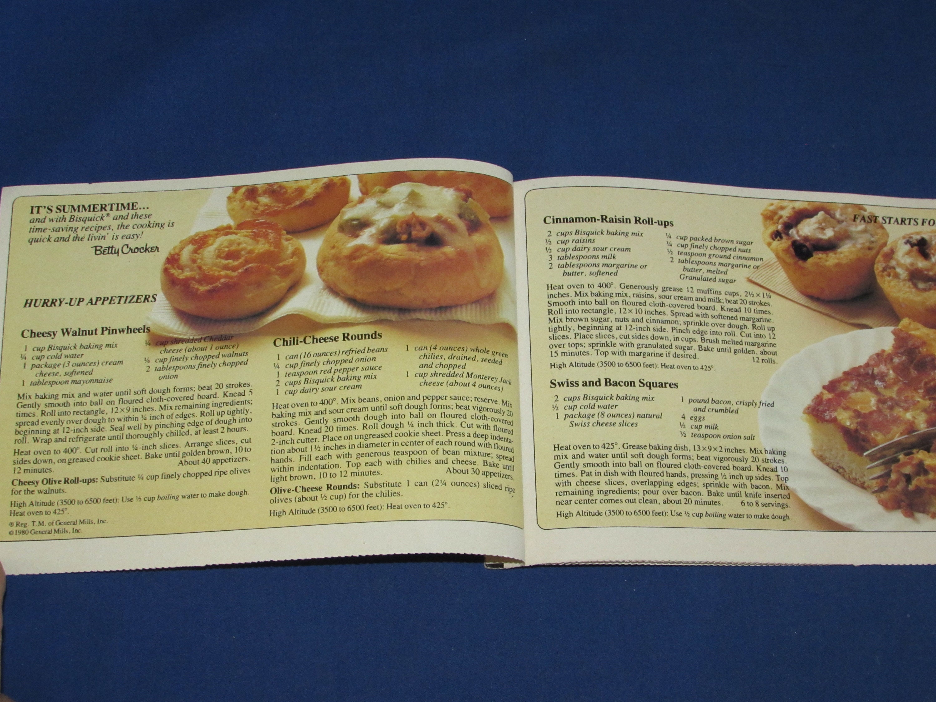 Cookbook BISQUICK COOKBOOKS Set of 3 Small Recipe Books Free Etsy