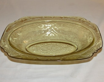 FEDERAL GLASS Serving Bowl Madrid Pattern 1930s Yellow Depression Glass