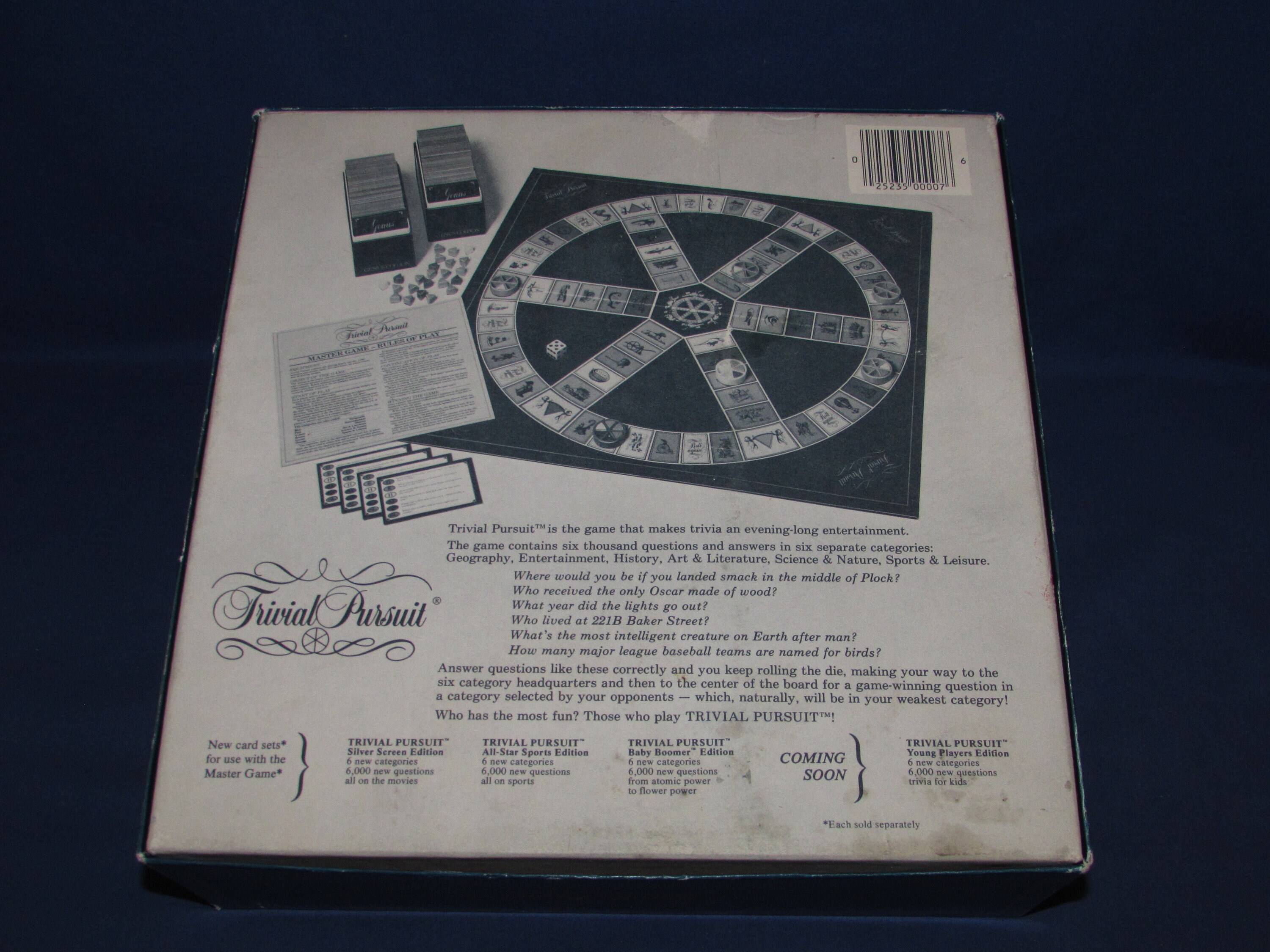 Original TRIVIAL PURSUIT Master Game Genus Edition 1981 Vintage 