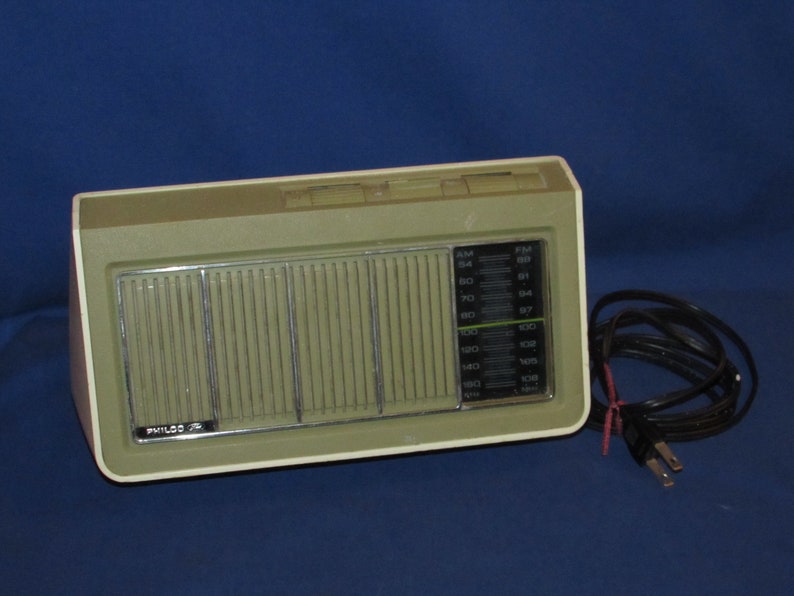 Ford Philco AM-FM RADIO Model R-417 1970s Wedge Free Shipping - Etsy