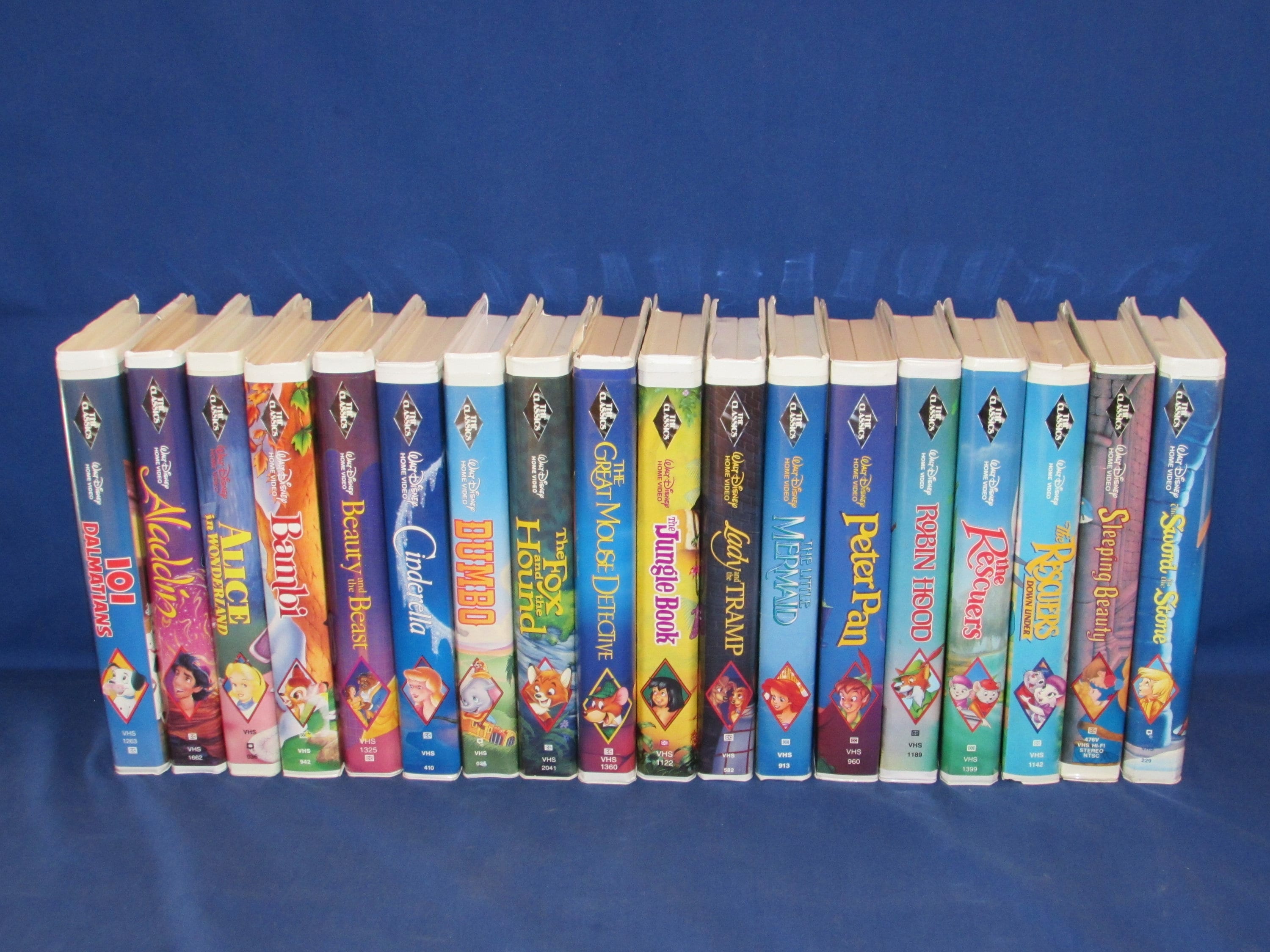 その他 Walt Disney Classics Collection Walt Disney “BLACK DIAMOND” Classics Collection Set of 18 VHS