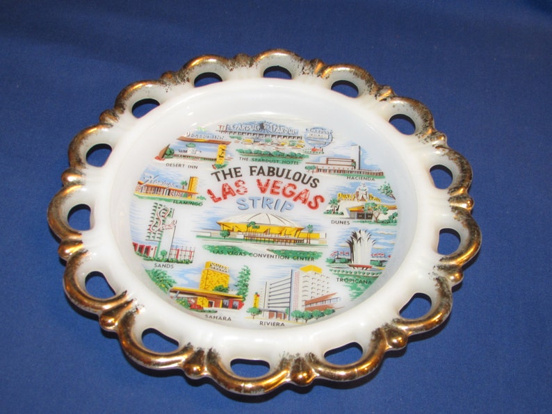 The FABULOUS LAS VEGAS Strip Souvenir Plate Midcentury Vintage