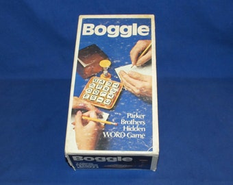 BOGGLE 1976 Parker Brothers Hidden Word Game Vintage