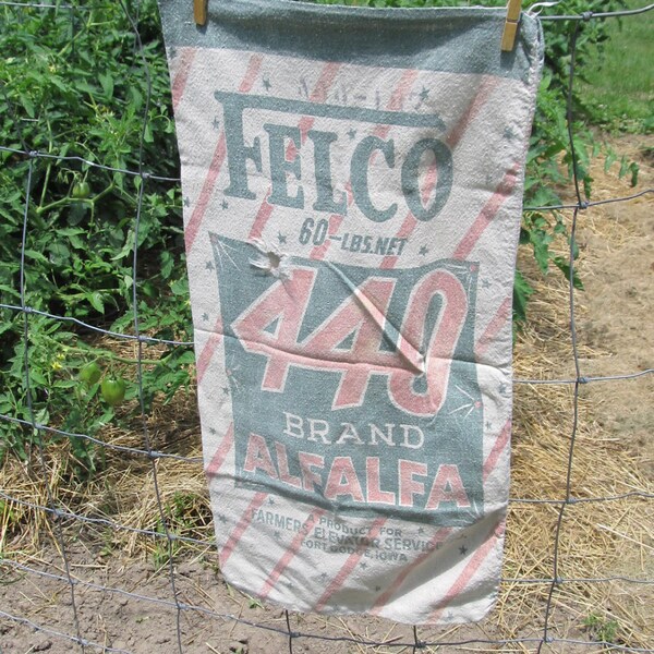 Authentic cloth feed sack; retro farm supply; Felco Feed Sack; 400 Brand Alfalfa; Farmers Elevator, Fort Dodge, IA  vintage