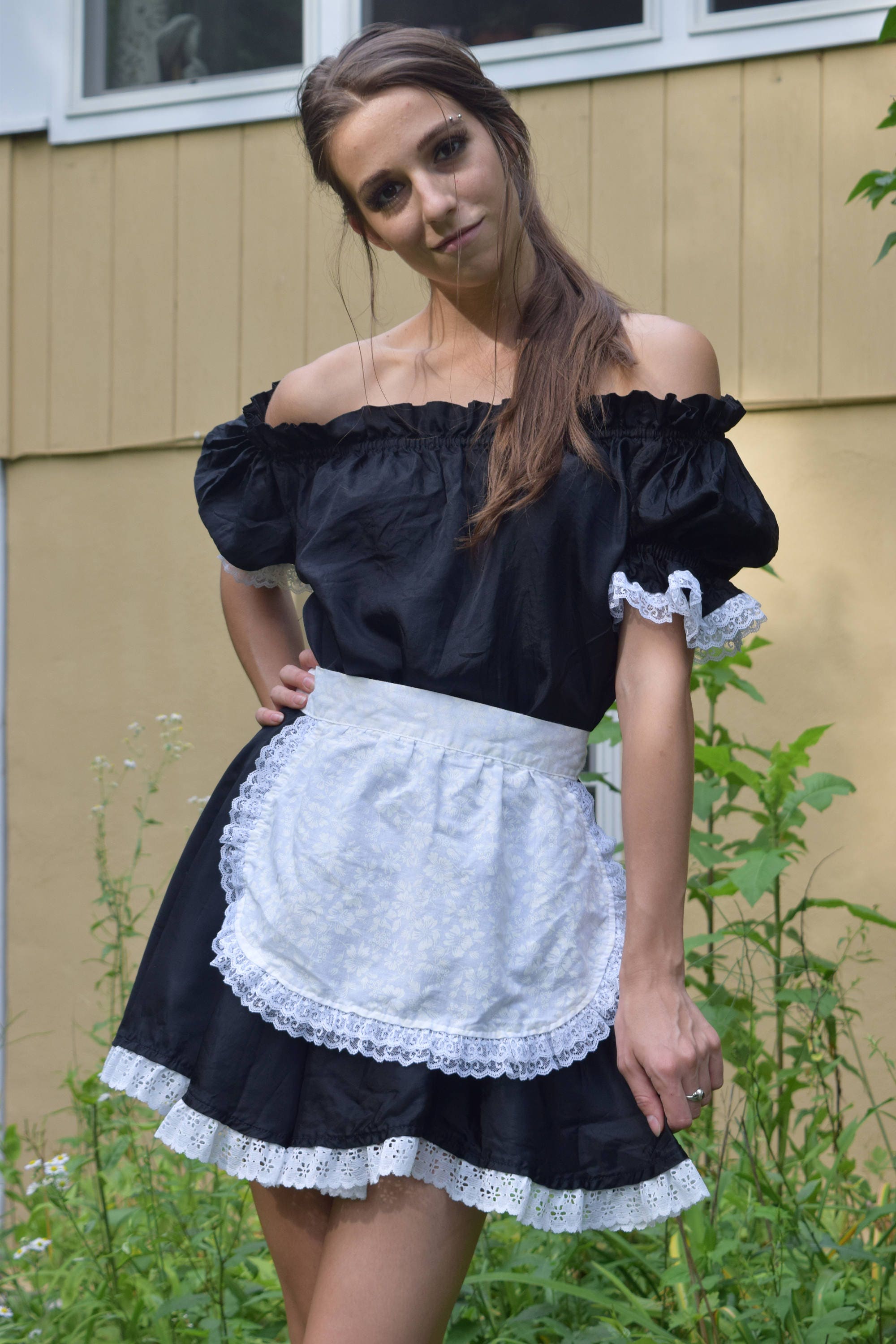 How To Make A Maid Halloween Costume Anns Blog 