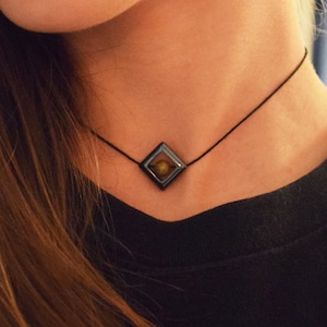 naszyjnik choker z hematytu + zielonego unakitu; wyjątkowa biżuteria z prawdziwych kamieni na prezent dla nauczycielki, siostry, mamy, przyjaciółki-wiedźmy, urok ochronny na szczęście