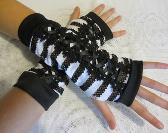 Striped Corset-laced Gloves