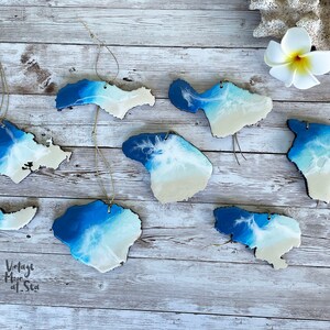 Hawai’i Island chain ornament set, ocean wave,Hawaii gift, beach art, Hawaii art, gift for mom, Mother&#39;s Day, Hawaii resin and wood ornament