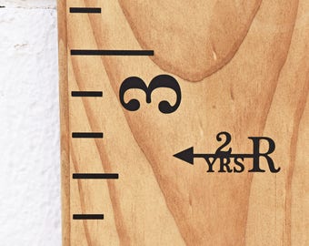 Height Marker for Growth Chart Ruler- Vinyl Decal Arrow with Initial and Years- Measuring Mark