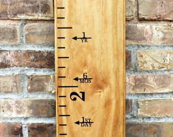 Height Marker for Growth Chart Ruler - Vinyl Decal Arrow with Years - Measuring Mark - LEFT facing