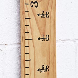 Height Marker for Growth Chart Ruler Vinyl Decal Arrow with Initial and Years Measuring Mark image 4
