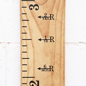 Height Marker for Growth Chart Ruler Vinyl Decal Arrow with Initial and Years Measuring Mark image 2