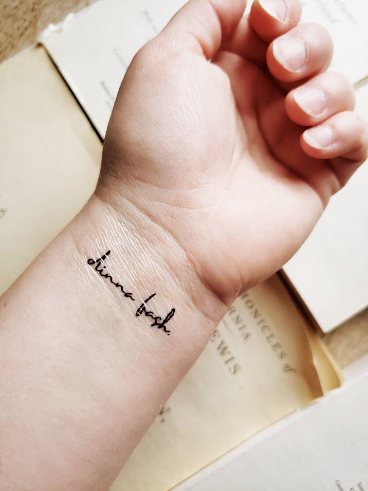 Dinna Fash Temporary Tattoo Book Quote Tattoo Book Lover Etsy Dinna Fash Temporary Tattoo Book Quote Tattoo Book Lover Etsy