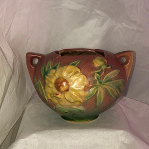Roseville Pottery Peony Bowl 427-4