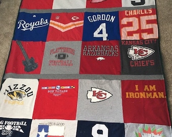 Upcycled T-Shirt Memory Quilt: Custom Keepsake Blanket
