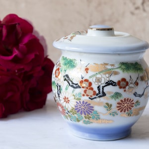 UCGC Ginger Jar Porcelain Japan Lidded Jar Vintage