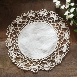 Vintage Crochet Doily Lace doilies Table decoration Crocheted Doilies Centerpiece