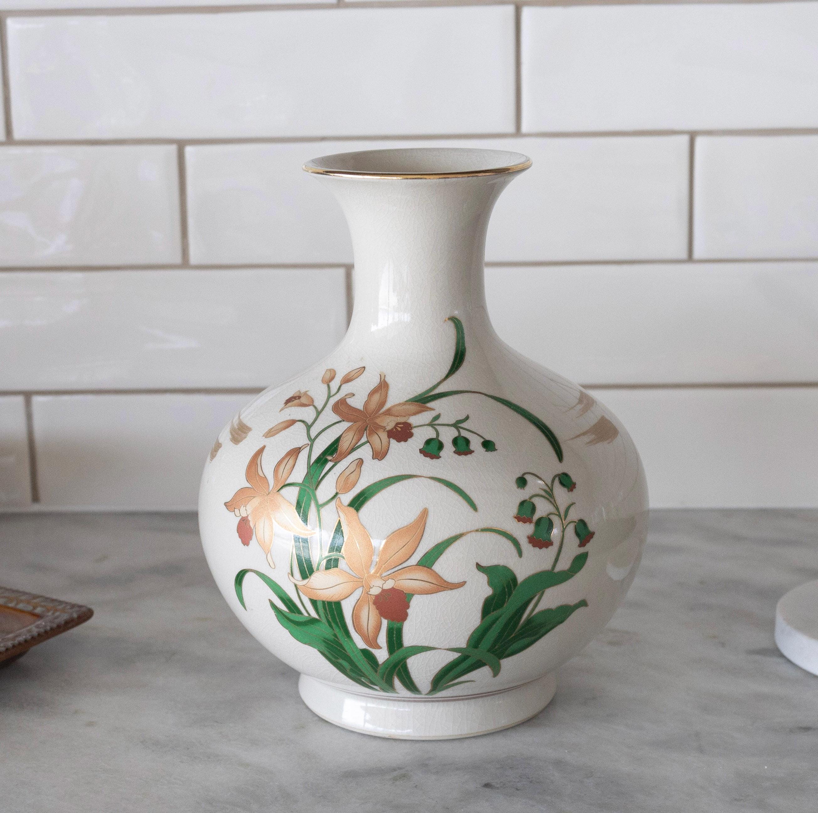 ● JAPANESE MODERN VINTAGE FLOWER VASE● Vintage Porcelain Japanese Vase Floral Design - Etsy