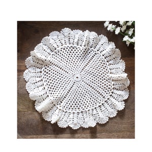 Vintage Crochet Doily Lace doilies Table decoration Crocheted Doilies Centerpiece