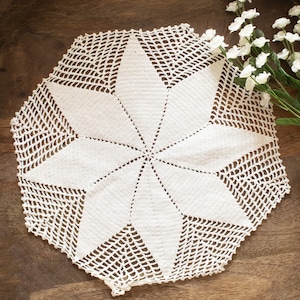Vintage Crochet Doily Lace doilies Table decoration Crocheted Doilies Centerpiece