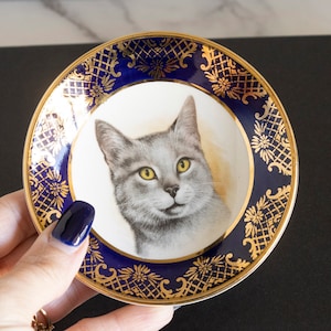 Weatherby Hanley England Royal Falcon Ware 4-73 Poised Feline