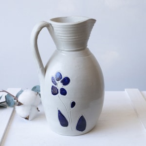 Williamsburg Pottery (Virginia, USA) Salt Glazed Stoneware Handled Pitcher with Blue Flower