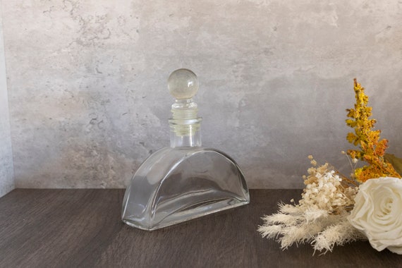 Vintage Clear Glass Perfume Bottle/ Decanter - image 6